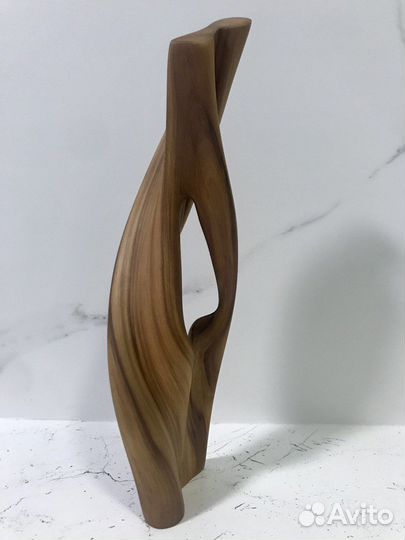 Изделие из полированного можжевельника