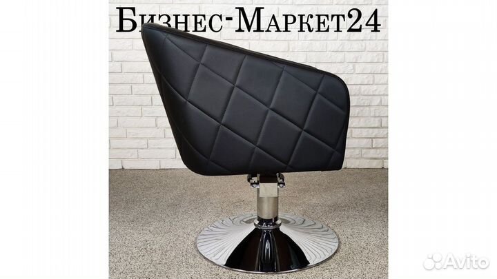 Парикмахерское кресло