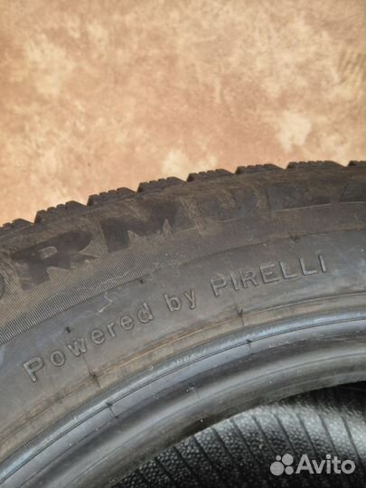 Pirelli Formula Ice 235/60 R18 107T