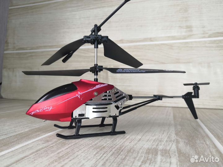 Вертолет на радио управлении новый