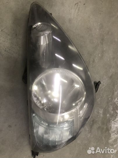 Фара honda fit