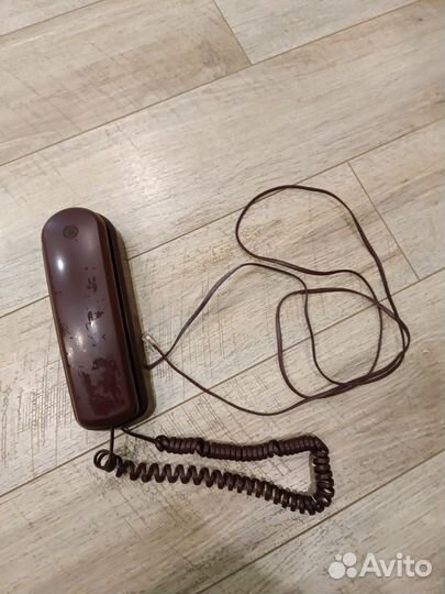 Телефон проводной
