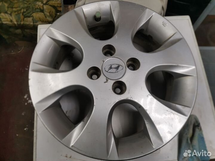 Продам литые диски r13