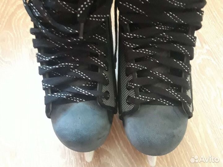 Коньки хоккейные graf