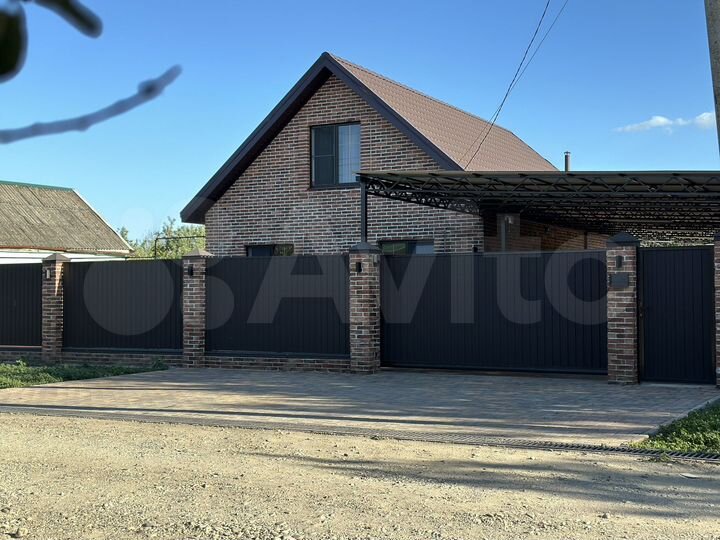 Дом 97 м² на участке 13,9 сот.