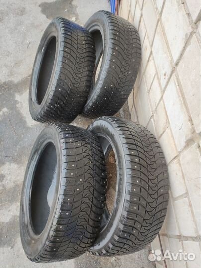 Michelin X-Ice North 3 215/55 R17