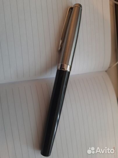 Перьевая ручка Waterman Embleme