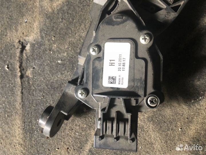 Педаль газа хундай Соната 6