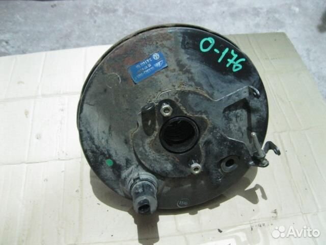 Усилитель тормозов вакуумный Volkswagen Passat