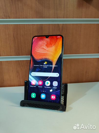 Samsung Galaxy A50, 4/64 ГБ