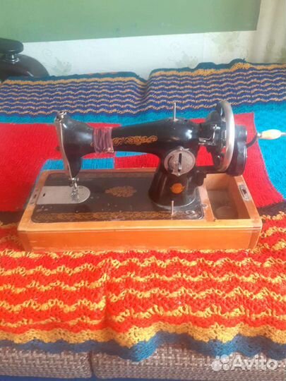 Швейная машинка, 2 шт Чмз Калинина