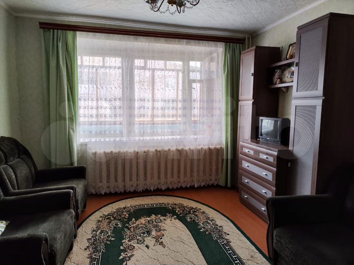 2-к. квартира, 52 м², 1/2 эт.