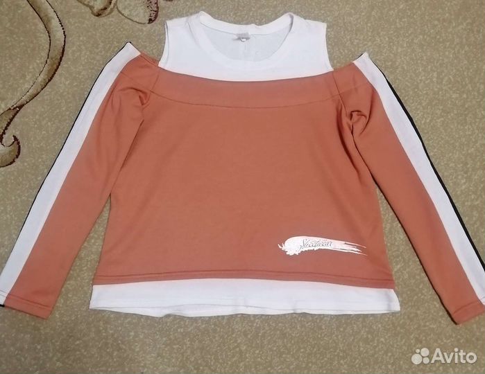 Спортивный костюм женский