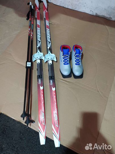 Лыжи беговые детские 140 с ботинками