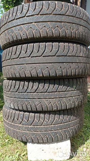 Bridgestone Ice Cruiser 7000 185/65 R15 88