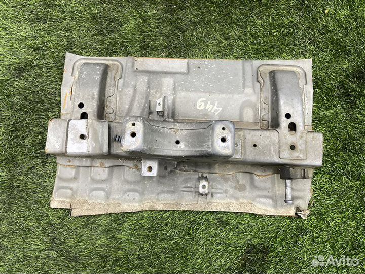 Крепление карданного вала Toyota Lite Ace Noah