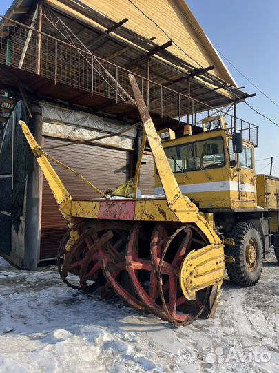 Продаеться снегоочиститель