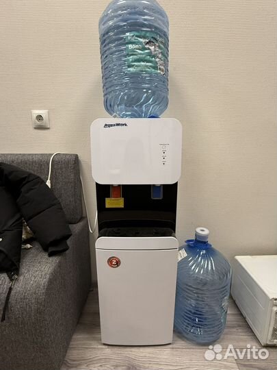 Куллер для воды