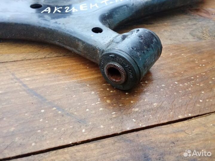 Рычаг передний правый Hyundai Accent 2 1.5 2008