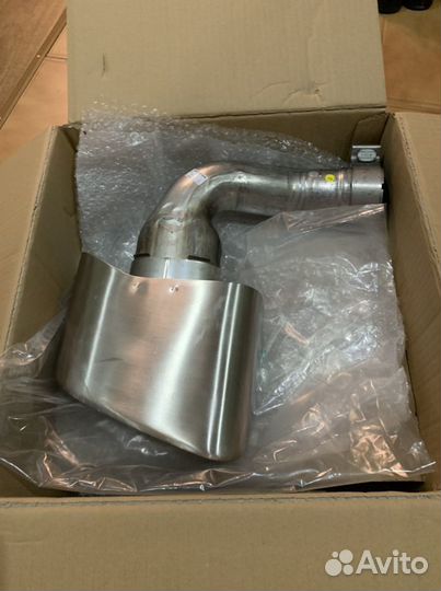 Новые насадки на глушители Porsche Cayenne