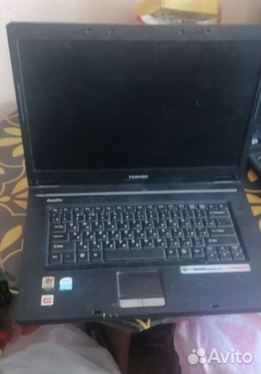 Ноутбук toshiba