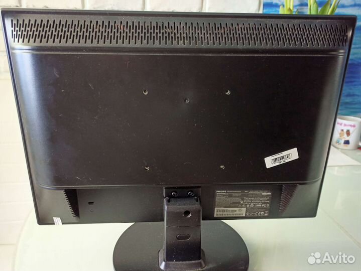 Монитор Philips 190v