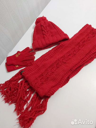 Комплект шапка и шарф для девочки