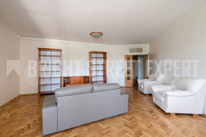 3-к. квартира, 124,5 м², 5/21 эт.