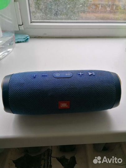 Колонка jbl charge 3