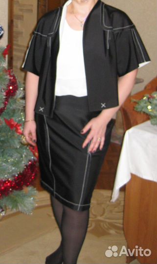 Костюм женский