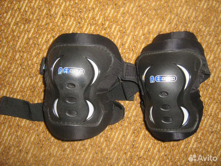 Роликовые коньки