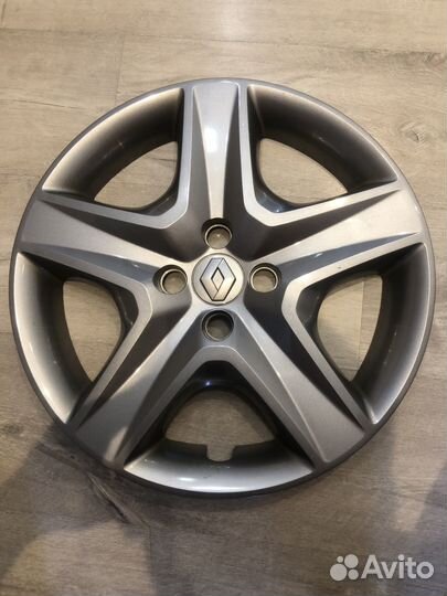 Колпак на Renault r16