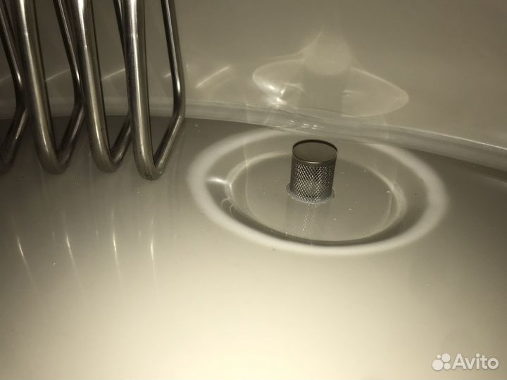 Охладитель молока лучше вёдер с бутылками