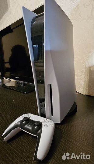 Игровая приставка Sony playstation 5 с дисководом