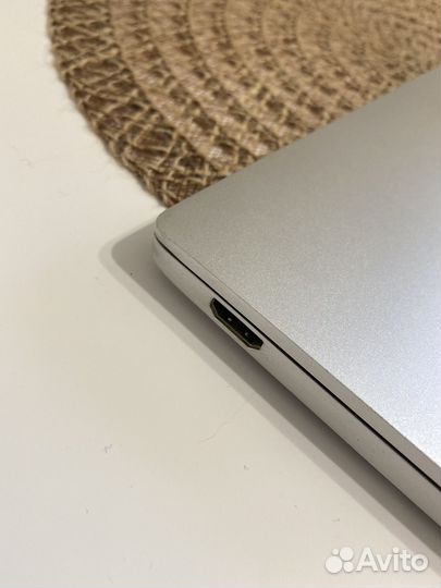 Ноутбук Xiaomi Mi Notebook Air 12.5