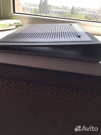 Подставка с охлаждением для ноутбука