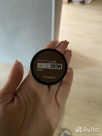 Помадка для бровей maybelline