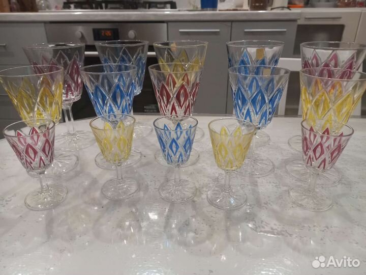 Набор фужеров и рюмок 