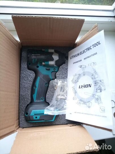 Гайковерт ударный аккумуляторный