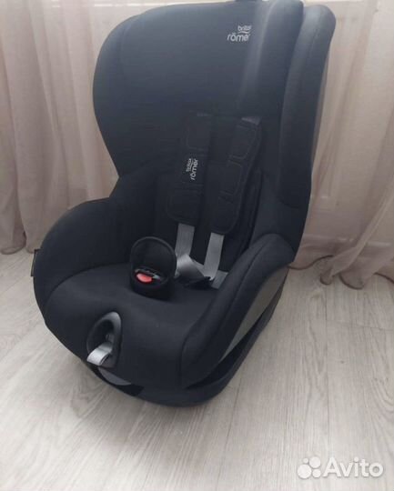 Автокресло britax romer trifix2 i size