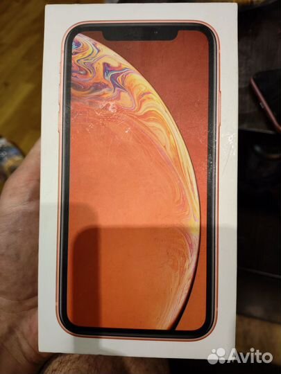 Телефон iPhone XR 64 GB