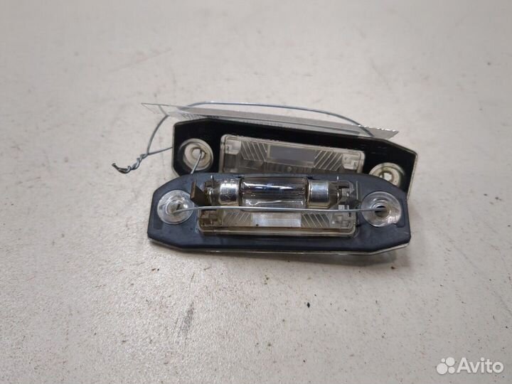 Подсветка номера Volvo S40 2004, 2005