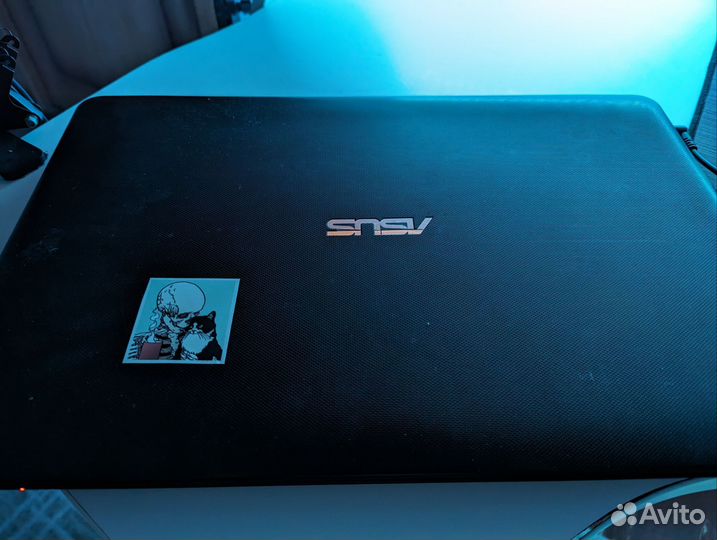 Ноутбук asus X751L