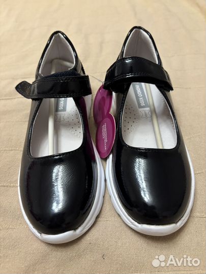 Туфли для девочки 34 новые
