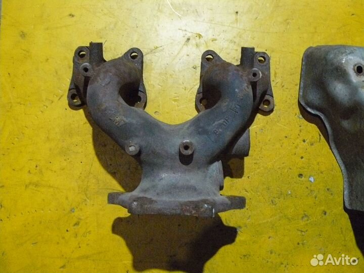 Коллектор выпускной 1,5л Nissan Almera N16 2005г