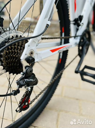 Велосипед Avenger A268H. 26”K 18”P. Идеал