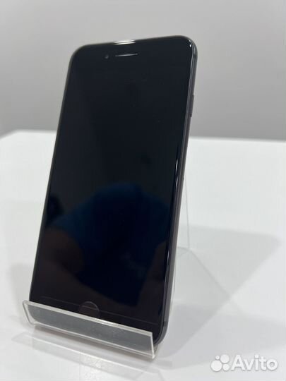 iPhone 8