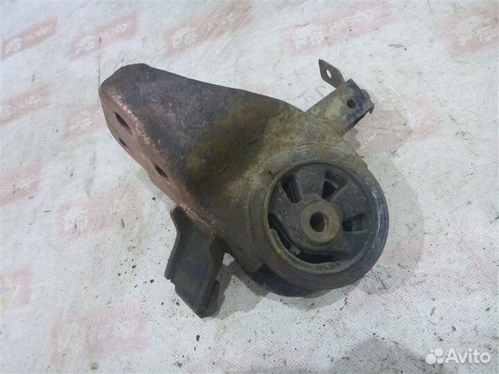 Подушка двигателя Mazda Xedos 6 седан 2.0 1994