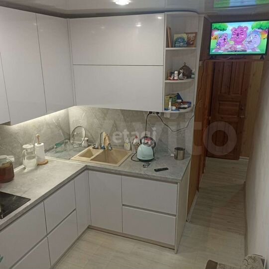 4-к. квартира, 61 м², 1/5 эт.