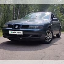 SEAT Leon 1.4 MT, 2000, 250 000 км, с пробегом, цена 210 000 руб.